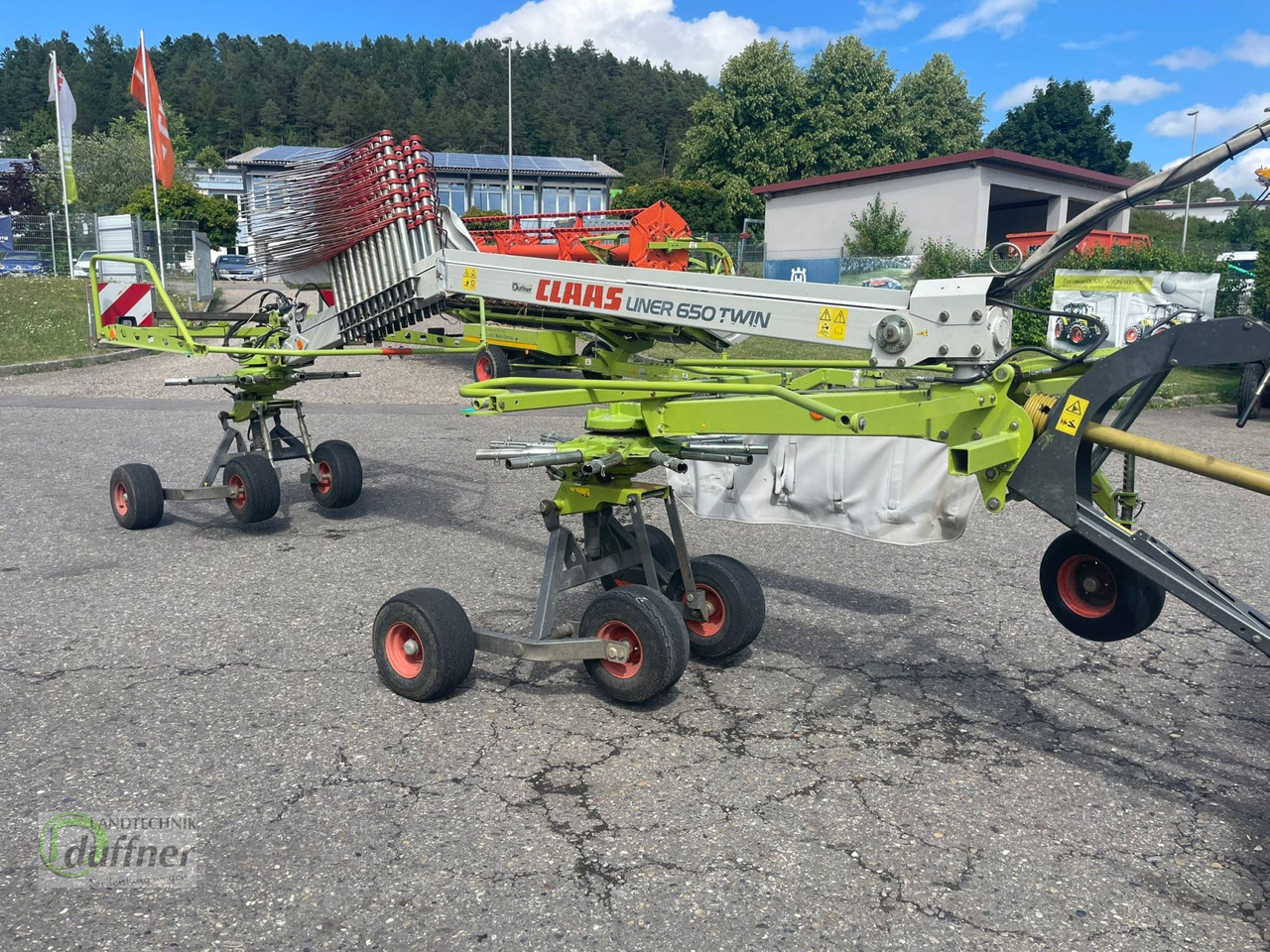CLAAS Liner 650 Twin - Ancinho enleirador: foto 1 CLAAS Liner 650 Twin - Ancinho enleirador: foto 1