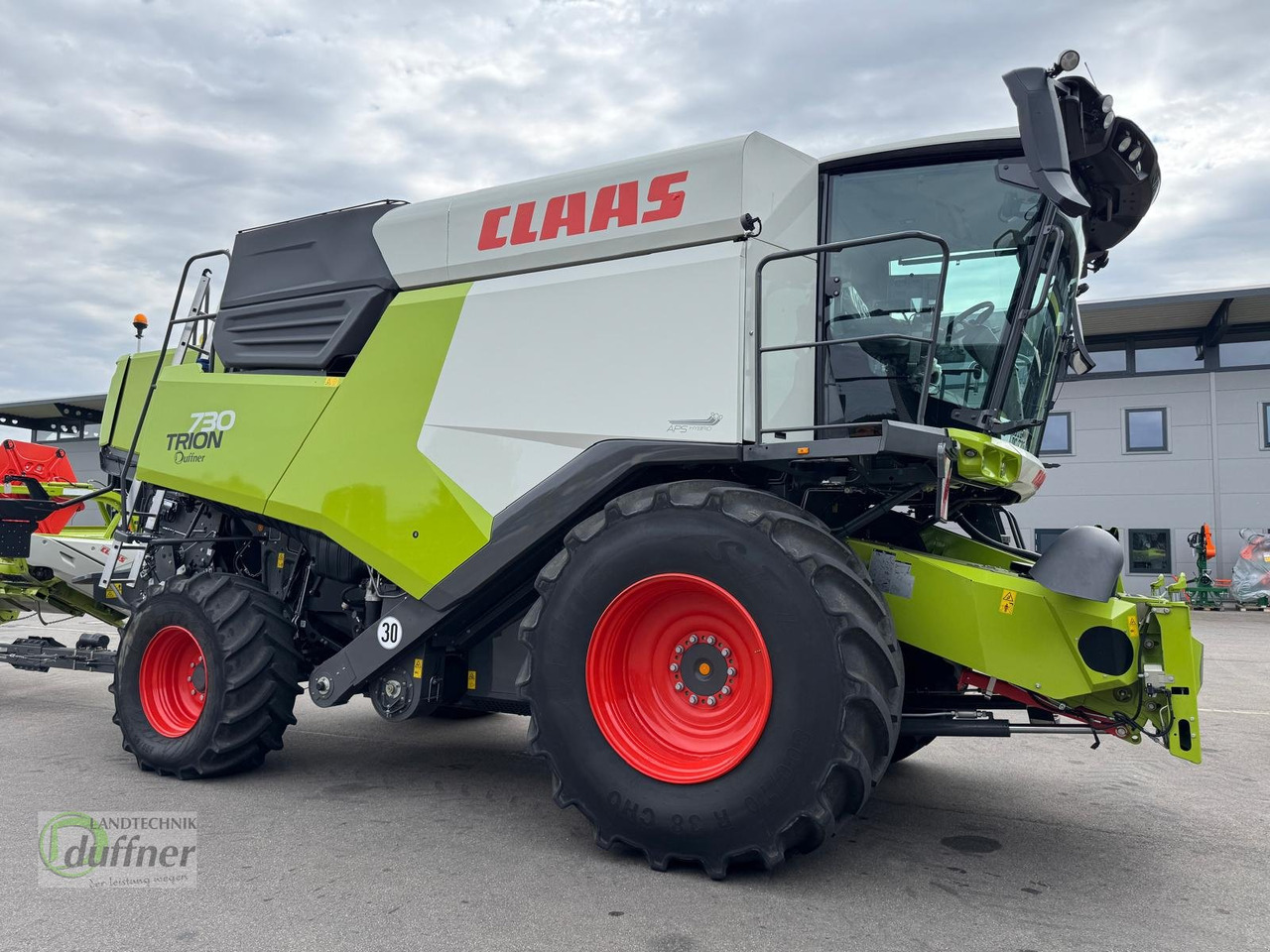 CLAAS Trion 730 - Ceifeira debulhadora: foto 2 CLAAS Trion 730 - Ceifeira debulhadora: foto 2