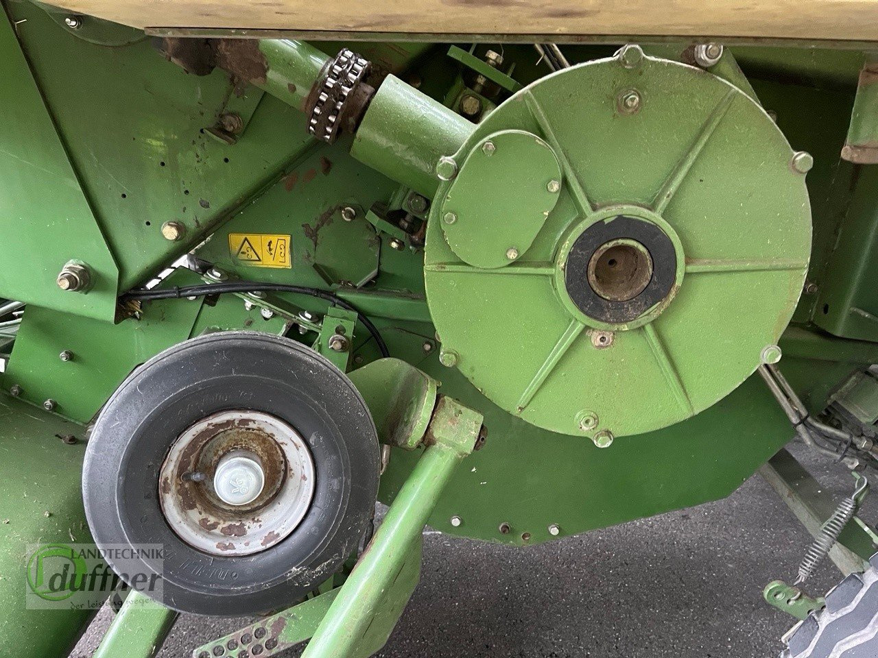 Enfardadeira de fardos quadrados Krone Big Pack 127: foto 8