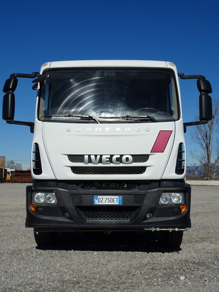 IVECO EUROCARGO 150E22 - Varredora urbana: foto 5 IVECO EUROCARGO 150E22 - Varredora urbana: foto 5