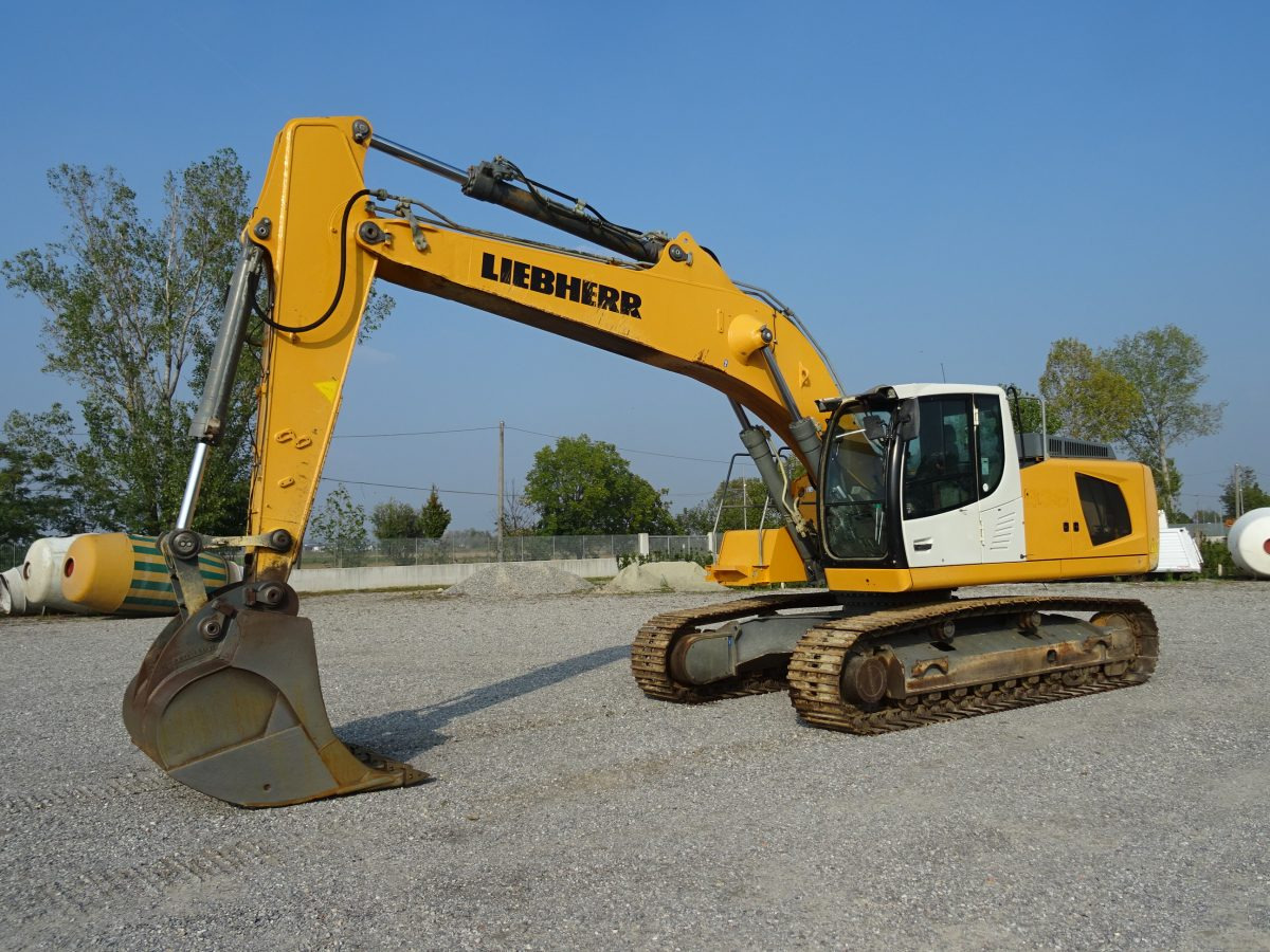 LIEBHERR R936 NLC - Escavadora de rastos: foto 1 LIEBHERR R936 NLC - Escavadora de rastos: foto 1
