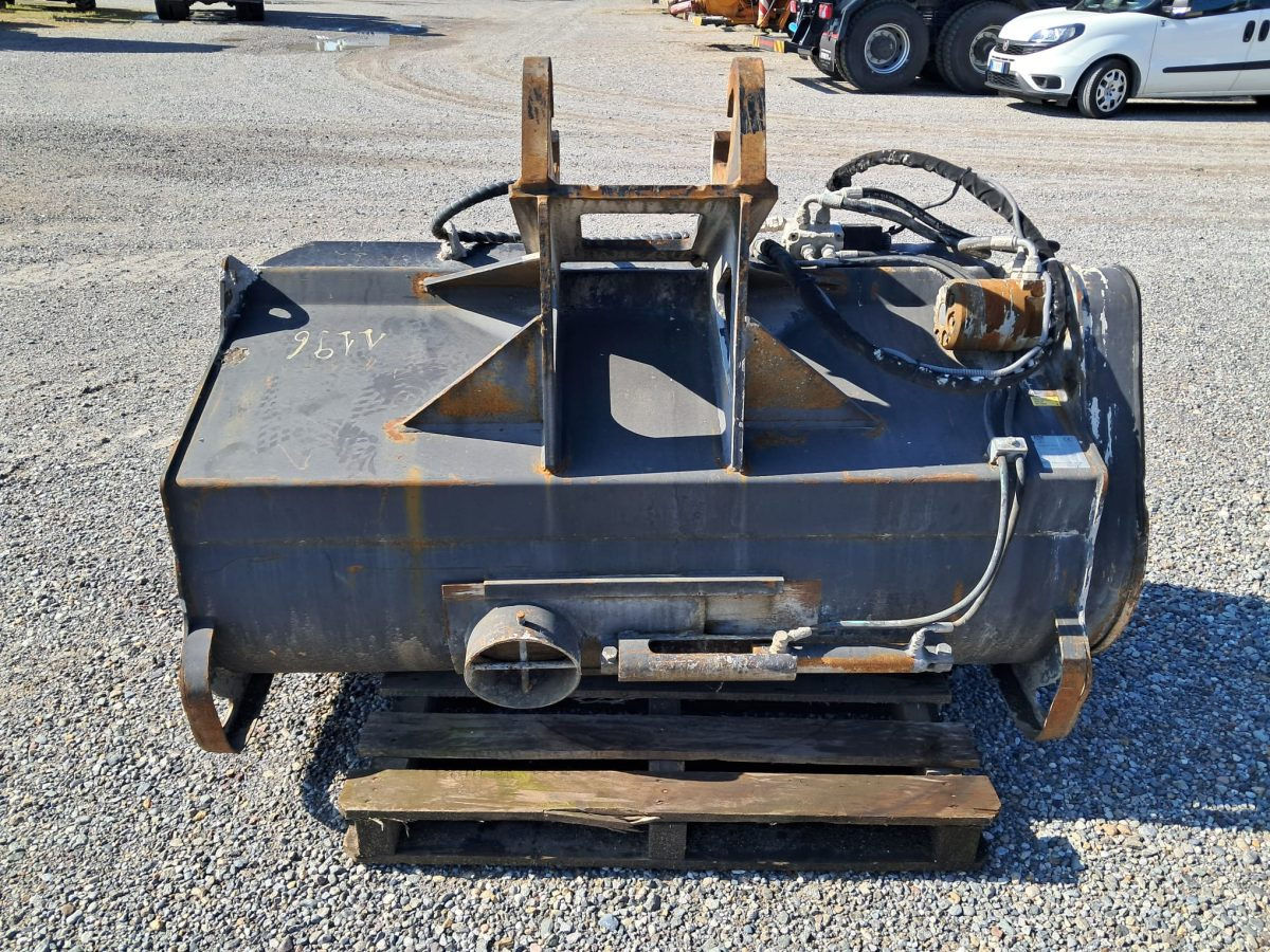 MECALAC 12MTX - Escavadeira de rodas: foto 4 MECALAC 12MTX - Escavadeira de rodas: foto 4