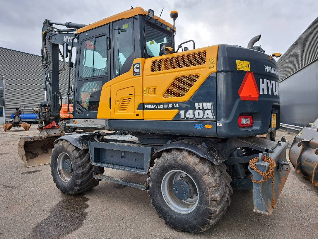 Hyundai HW140A + Tiltrotator - Escavadeira de rodas: foto 2 Hyundai HW140A + Tiltrotator - Escavadeira de rodas: foto 2