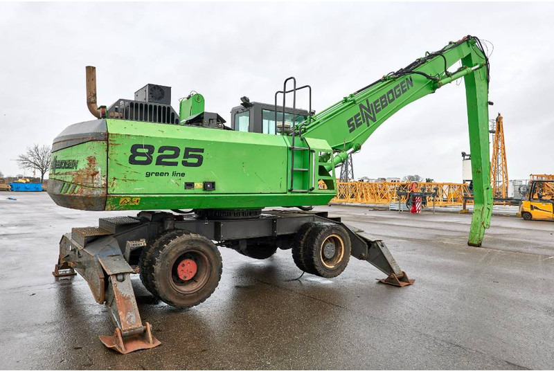 Sennebogen 825 M - Manipulador de material: foto 2 Sennebogen 825 M - Manipulador de material: foto 2