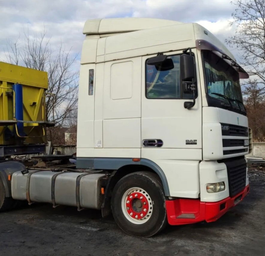 DAF XF 95.430 Tractor head 4x2 - Tractor: foto 2 DAF XF 95.430 Tractor head 4x2 - Tractor: foto 2