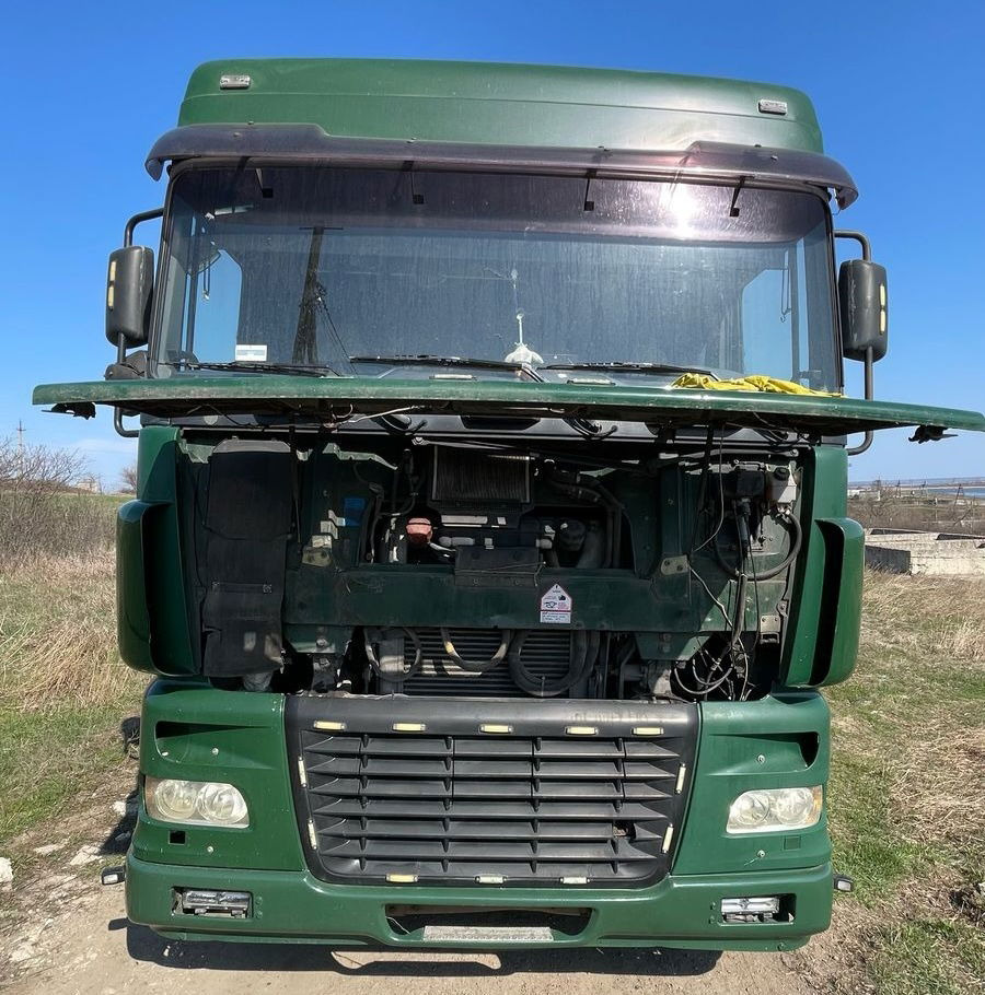 DAF XF 95.430 Tractor head 6x2 - Tractor: foto 2 DAF XF 95.430 Tractor head 6x2 - Tractor: foto 2