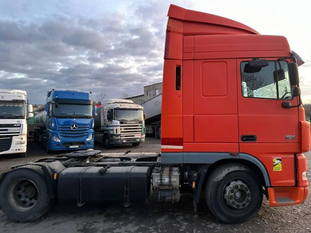 DAF XF 95.430 Tractor head - Tractor: foto 1 DAF XF 95.430 Tractor head - Tractor: foto 1
