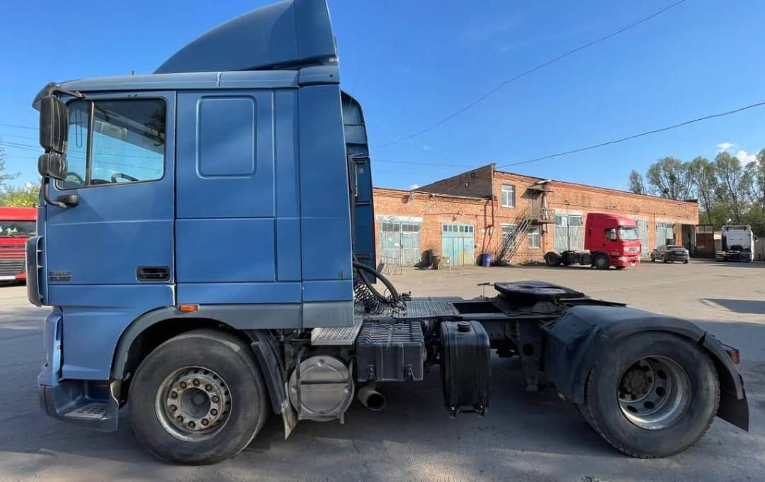 DAF XF 95.430 Tractor unit - Tractor: foto 3 DAF XF 95.430 Tractor unit - Tractor: foto 3