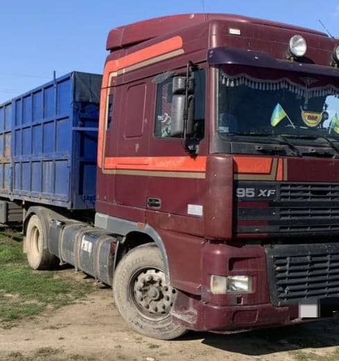 DAF XF 95 - Tractor: foto 2 DAF XF 95 - Tractor: foto 2