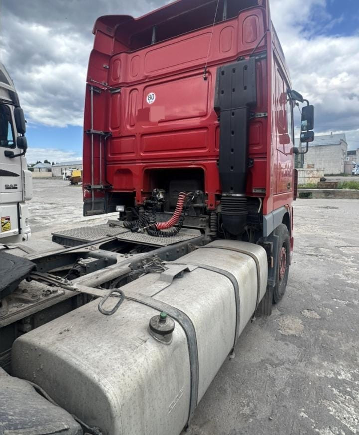 DAF XF 95 - Tractor: foto 4 DAF XF 95 - Tractor: foto 4