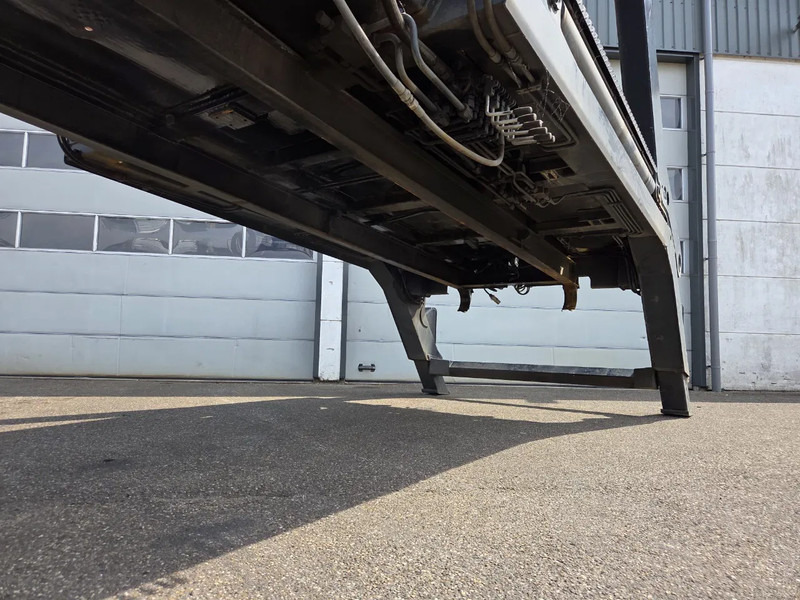 Diversen 14 ton Portaal systeem. haakarm en kabel systeem - Caminhão com sistema de cabo: foto 4 Diversen 14 ton Portaal systeem. haakarm en kabel systeem - Caminhão com sistema de cabo: foto 4
