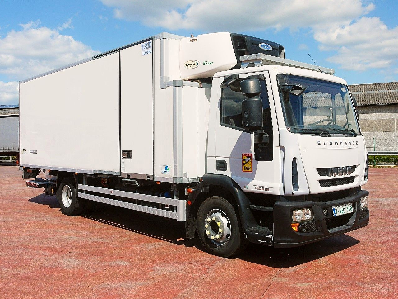 Iveco 140E19 EUROCARGO KUHLKOFFER CARRIER SUPRA 1250MT - Caminhão frigorífico: foto 2 Iveco 140E19 EUROCARGO KUHLKOFFER CARRIER SUPRA 1250MT - Caminhão frigorífico: foto 2