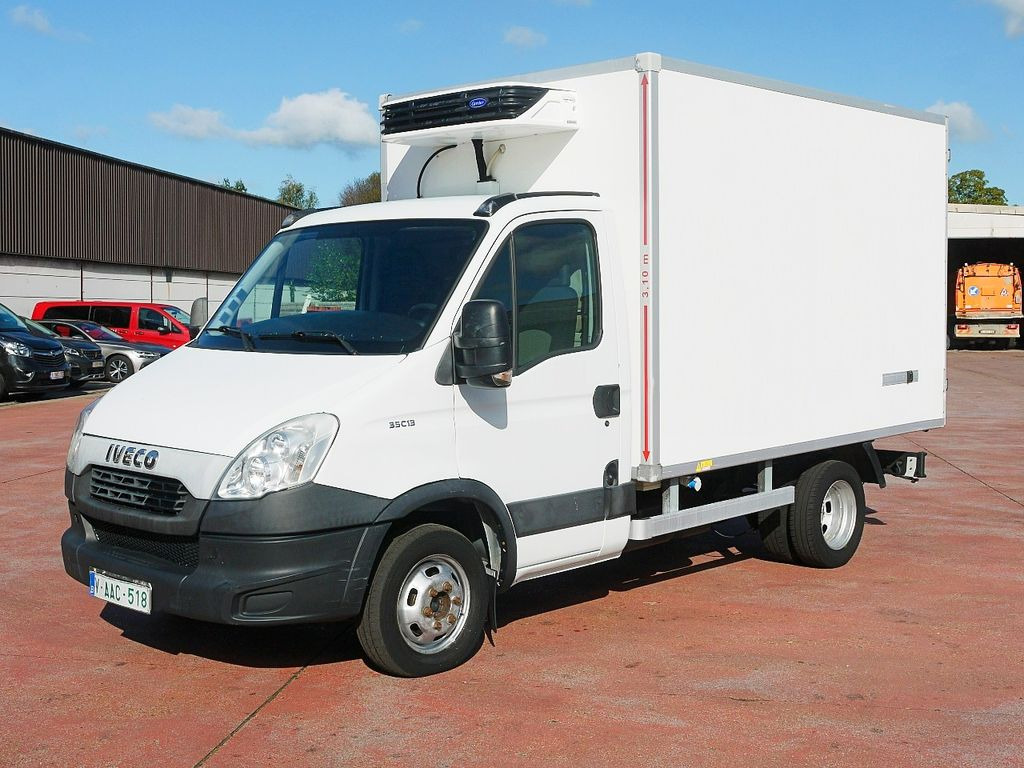 Iveco 35C13 DAILY KUHLKOFFER CARRIER XARIOS 300 -20C - Carrinha frigorífica: foto 4 Iveco 35C13 DAILY KUHLKOFFER CARRIER XARIOS 300 -20C - Carrinha frigorífica: foto 4