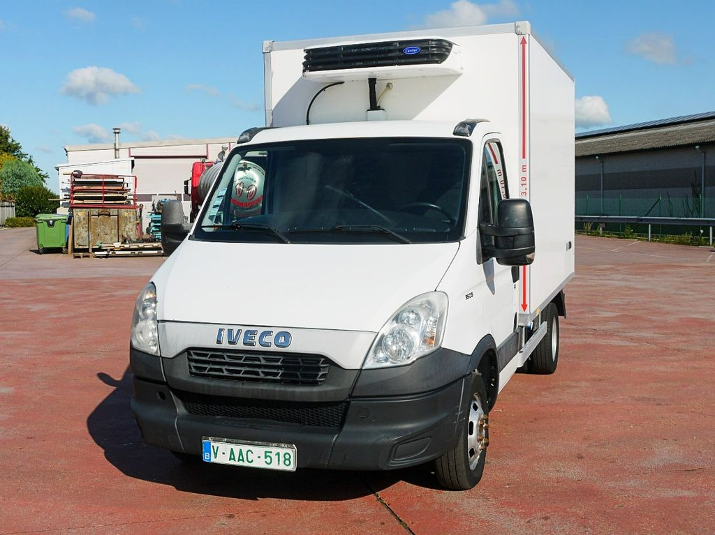 Iveco 35C13 DAILY KUHLKOFFER CARRIER XARIOS 300 -20C Iveco 35C13 DAILY KUHLKOFFER CARRIER XARIOS 300 -20C - Carrinha frigorífica: foto 5 Iveco 35C13 DAILY KUHLKOFFER CARRIER XARIOS 300 -20C Iveco 35C13 DAILY KUHLKOFFER CARRIER XARIOS 300 -20C - Carrinha frigorífica: foto 5