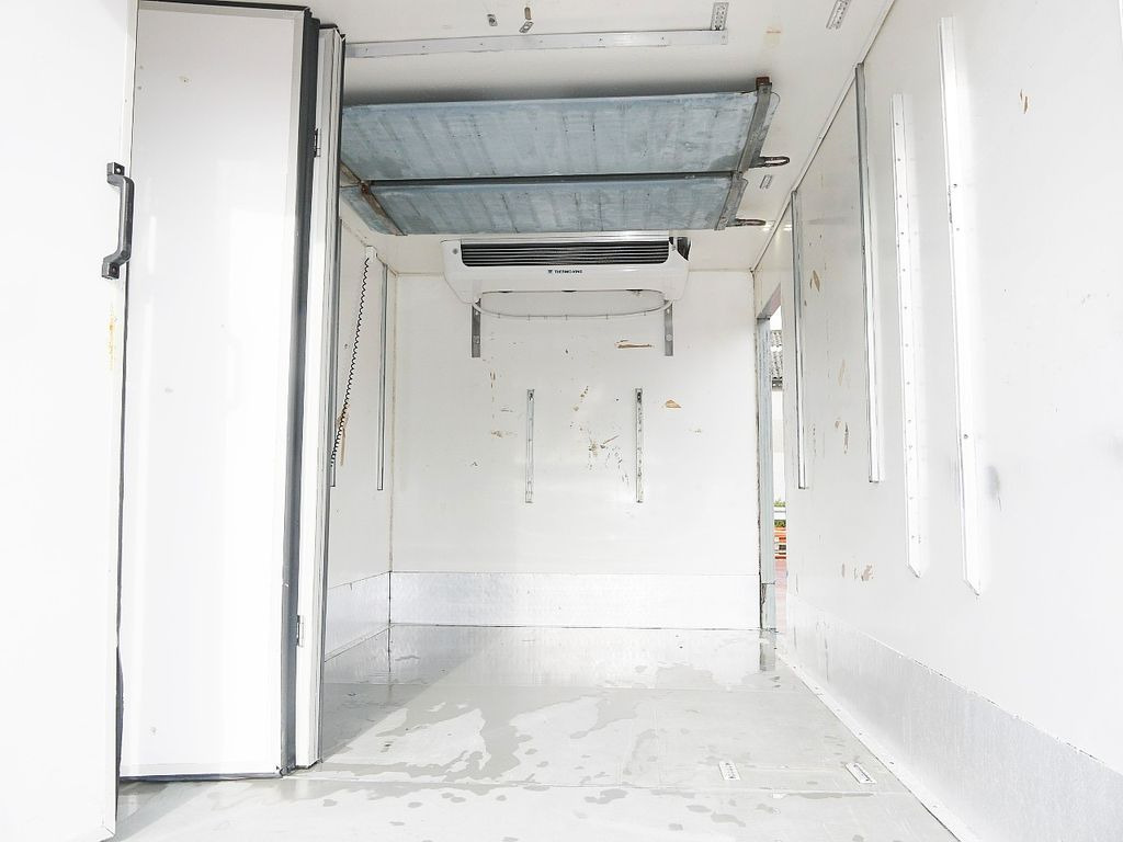 Carrinha frigorífica Iveco 60C15 65 70 DAILY KUHLKOFFER THERMOKING V500 A/C Iveco 60C15 65 70 DAILY KUHLKOFFER THERMOKING V500 A/C: foto 10