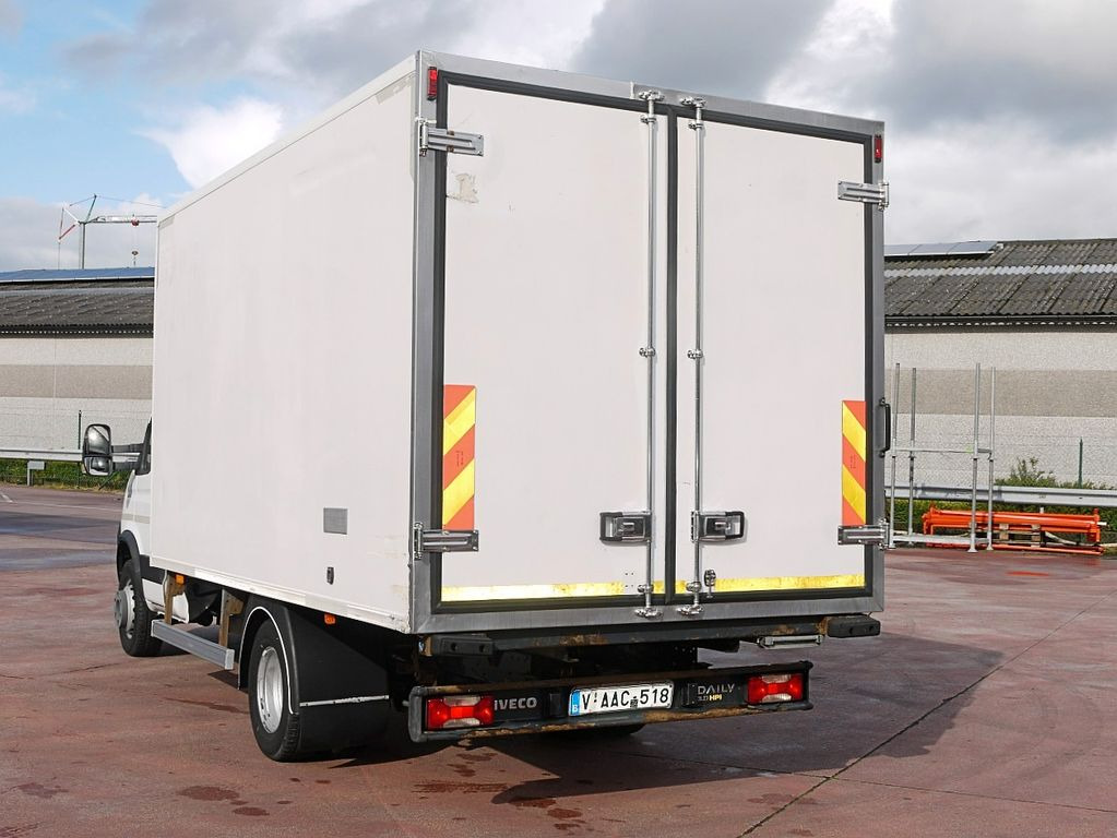 Carrinha frigorífica Iveco 60C15 65 70 DAILY KUHLKOFFER THERMOKING V500 A/C Iveco 60C15 65 70 DAILY KUHLKOFFER THERMOKING V500 A/C: foto 7