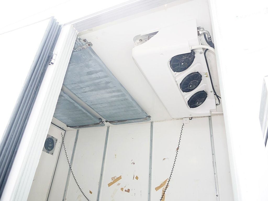 Carrinha frigorífica Iveco 60C15 65 70 DAILY KUHLKOFFER THERMOKING V500 A/C Iveco 60C15 65 70 DAILY KUHLKOFFER THERMOKING V500 A/C: foto 11