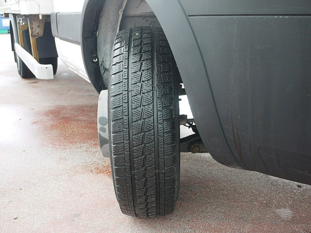 Carrinha frigorífica Iveco 60C15 65 70 DAILY KUHLKOFFER THERMOKING V500 A/C Iveco 60C15 65 70 DAILY KUHLKOFFER THERMOKING V500 A/C: foto 16