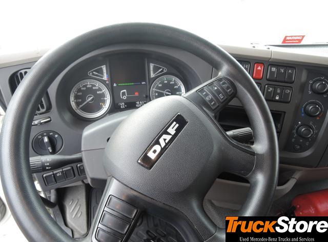 DAF LF 290 LBW 2.5T. - Caminhão com lona: foto 2 DAF LF 290 LBW 2.5T. - Caminhão com lona: foto 2