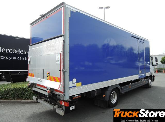 Mercedes-Benz Atego 1218 L - Caminhão furgão: foto 4 Mercedes-Benz Atego 1218 L - Caminhão furgão: foto 4