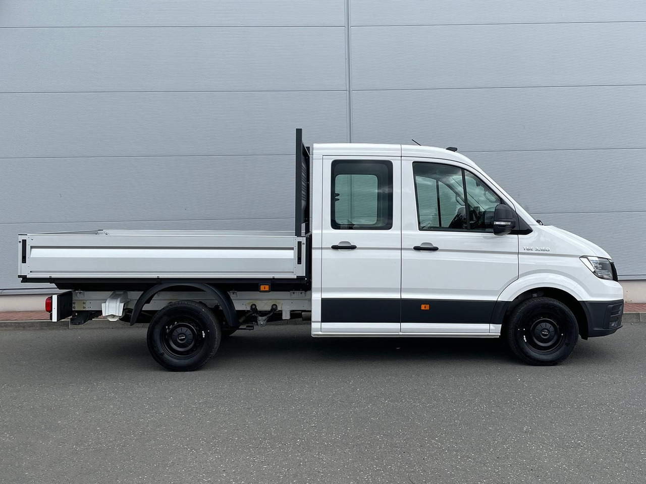 MAN TGE 3.160 Pritsche DOKA MR HECK AHK 3.5t ACC NAV - Automóvel: foto 5 MAN TGE 3.160 Pritsche DOKA MR HECK AHK 3.5t ACC NAV - Automóvel: foto 5