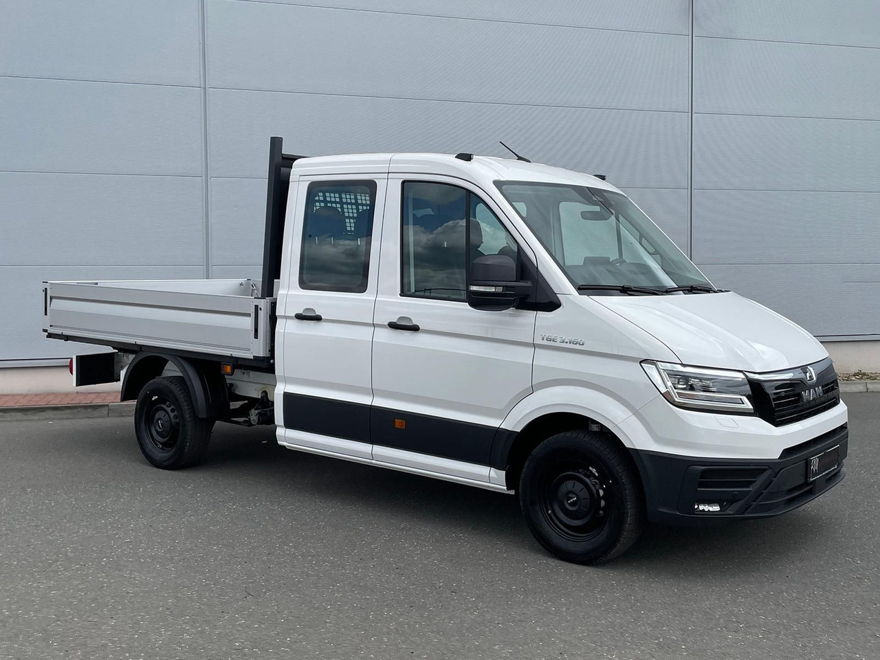 MAN TGE 3.160 Pritsche DOKA MR HECK AHK 3.5t ACC NAV - Automóvel: foto 2 MAN TGE 3.160 Pritsche DOKA MR HECK AHK 3.5t ACC NAV - Automóvel: foto 2