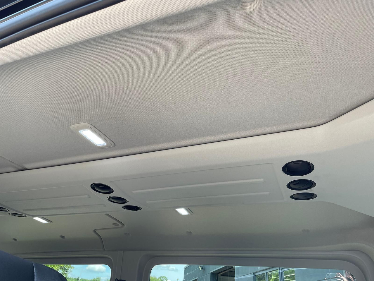 Automóvel MAN TGE 3.180 Kombi L3H2 4x4 INDIVIDUAL S LED ACC: foto 32