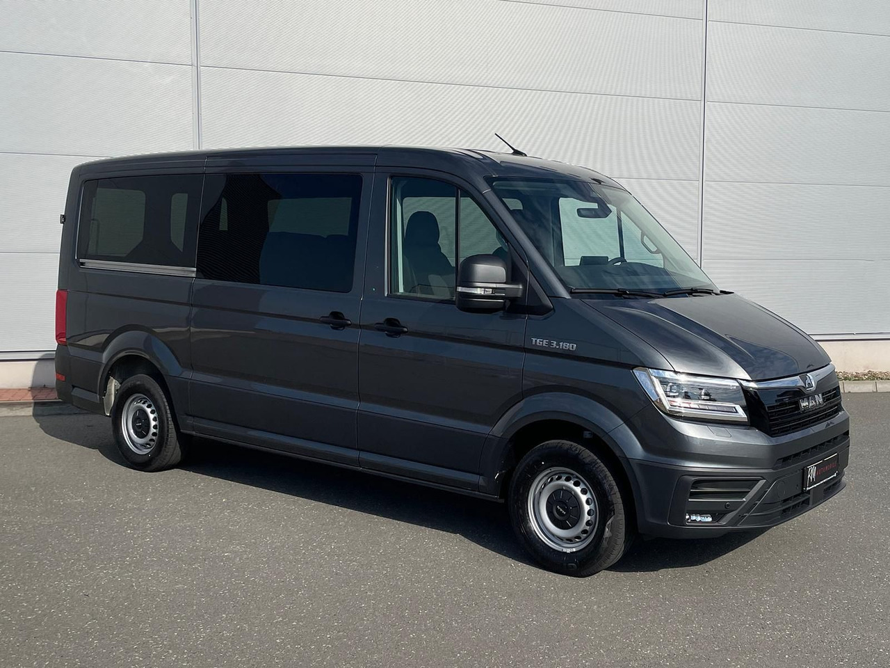 MAN TGE 3.180 Kombi L3H2 LED ACC NAVI SITZHZ - Furgão de passageiros: foto 2 MAN TGE 3.180 Kombi L3H2 LED ACC NAVI SITZHZ - Furgão de passageiros: foto 2