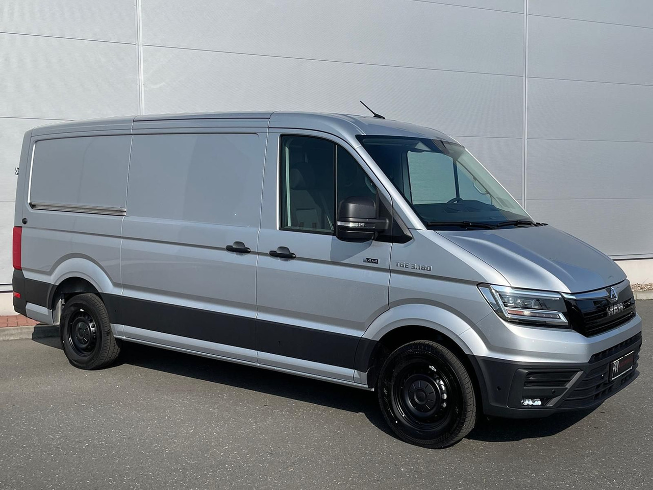 MAN TGE 3.180 L3H2 Kasten 4x4 AUTOM ACC NAV - Automóvel: foto 2 MAN TGE 3.180 L3H2 Kasten 4x4 AUTOM ACC NAV - Automóvel: foto 2