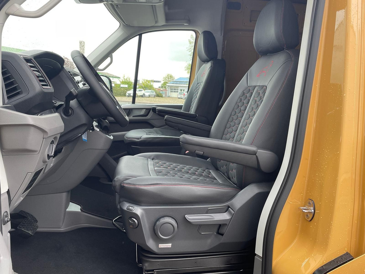 Furgão MAN TGE 3.180 L3H3 Individual Lion S ACC STANDHZ LED: foto 12 Furgão MAN TGE 3.180 L3H3 Individual Lion S ACC STANDHZ LED: foto 12