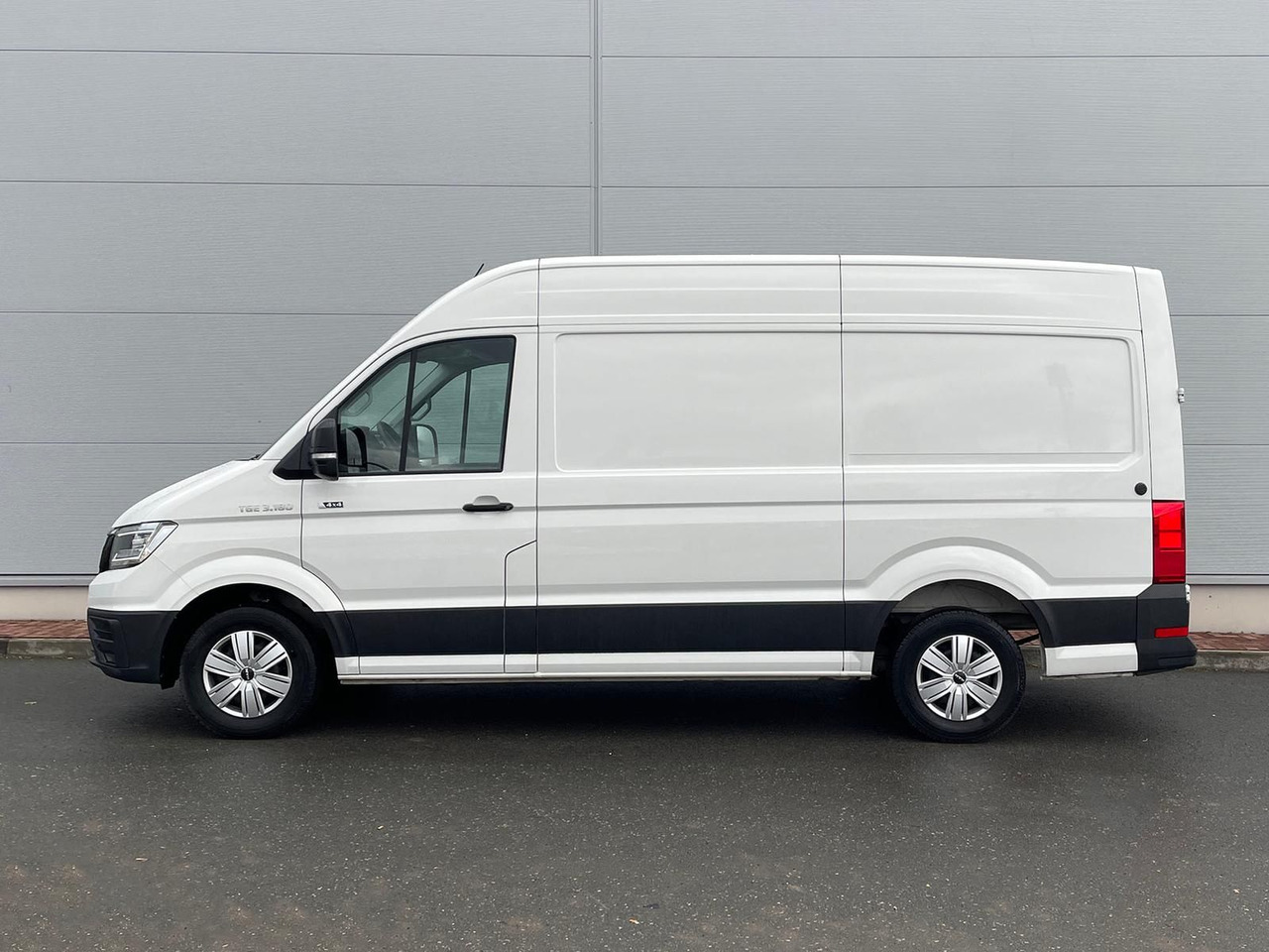 MAN TGE 3.180 L3H3 Kasten 4x4 AUTOM DIFF AHK TEMP - Automóvel: foto 5 MAN TGE 3.180 L3H3 Kasten 4x4 AUTOM DIFF AHK TEMP - Automóvel: foto 5