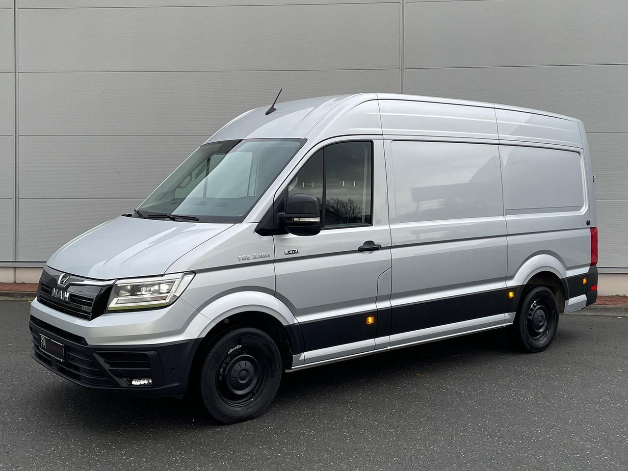 MAN TGE 3.180 L3H3 Kasten 4x4 AUTOM DIFF NAV AHK ACC - Automóvel: foto 1 MAN TGE 3.180 L3H3 Kasten 4x4 AUTOM DIFF NAV AHK ACC - Automóvel: foto 1