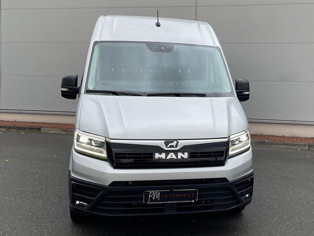 MAN TGE 3.180 L3H3 Kasten 4x4 AUTOM DIFF NAV AHK ACC - Automóvel: foto 3 MAN TGE 3.180 L3H3 Kasten 4x4 AUTOM DIFF NAV AHK ACC - Automóvel: foto 3