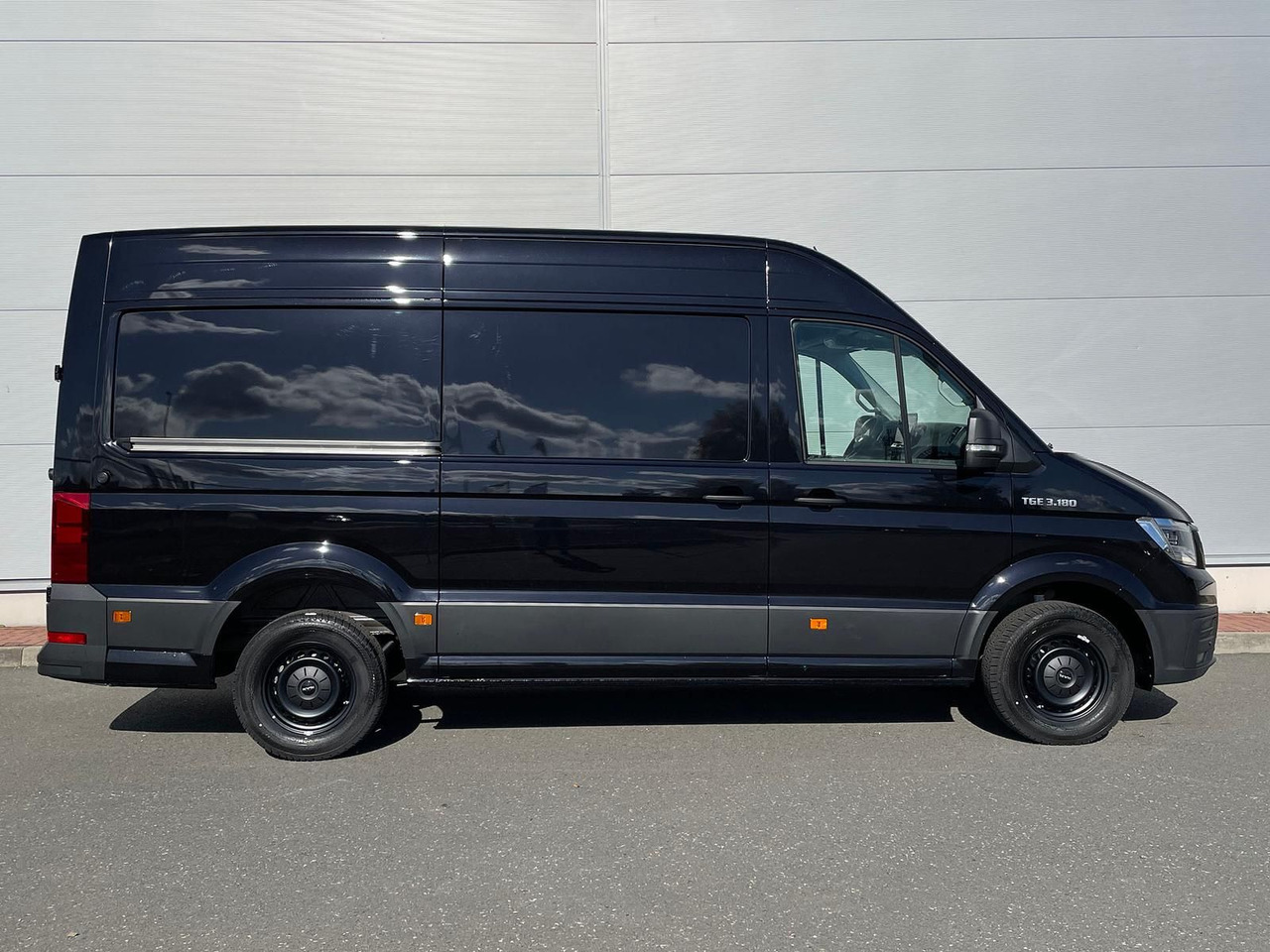 MAN TGE 3.180 L3H3 Kasten STANDHZ ACC NAVI KAMERA - Automóvel: foto 5 MAN TGE 3.180 L3H3 Kasten STANDHZ ACC NAVI KAMERA - Automóvel: foto 5