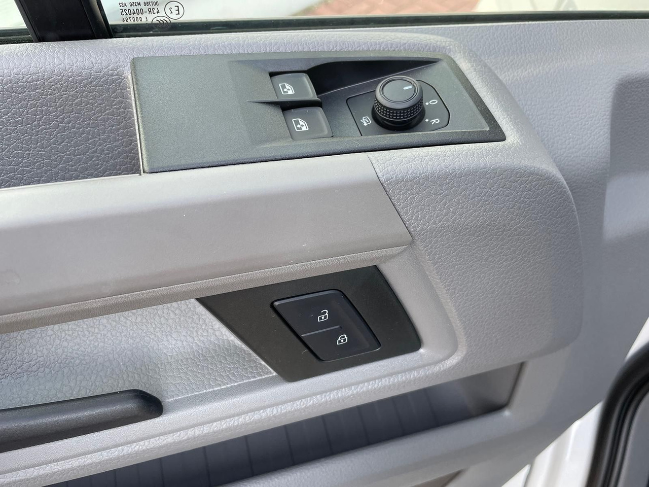 Carrinha cabine dupla nuevo MAN TGE 3.180 L3H3 MIXTO 4x4 LED TEMPOMAT SITZHZ NAV: foto 32