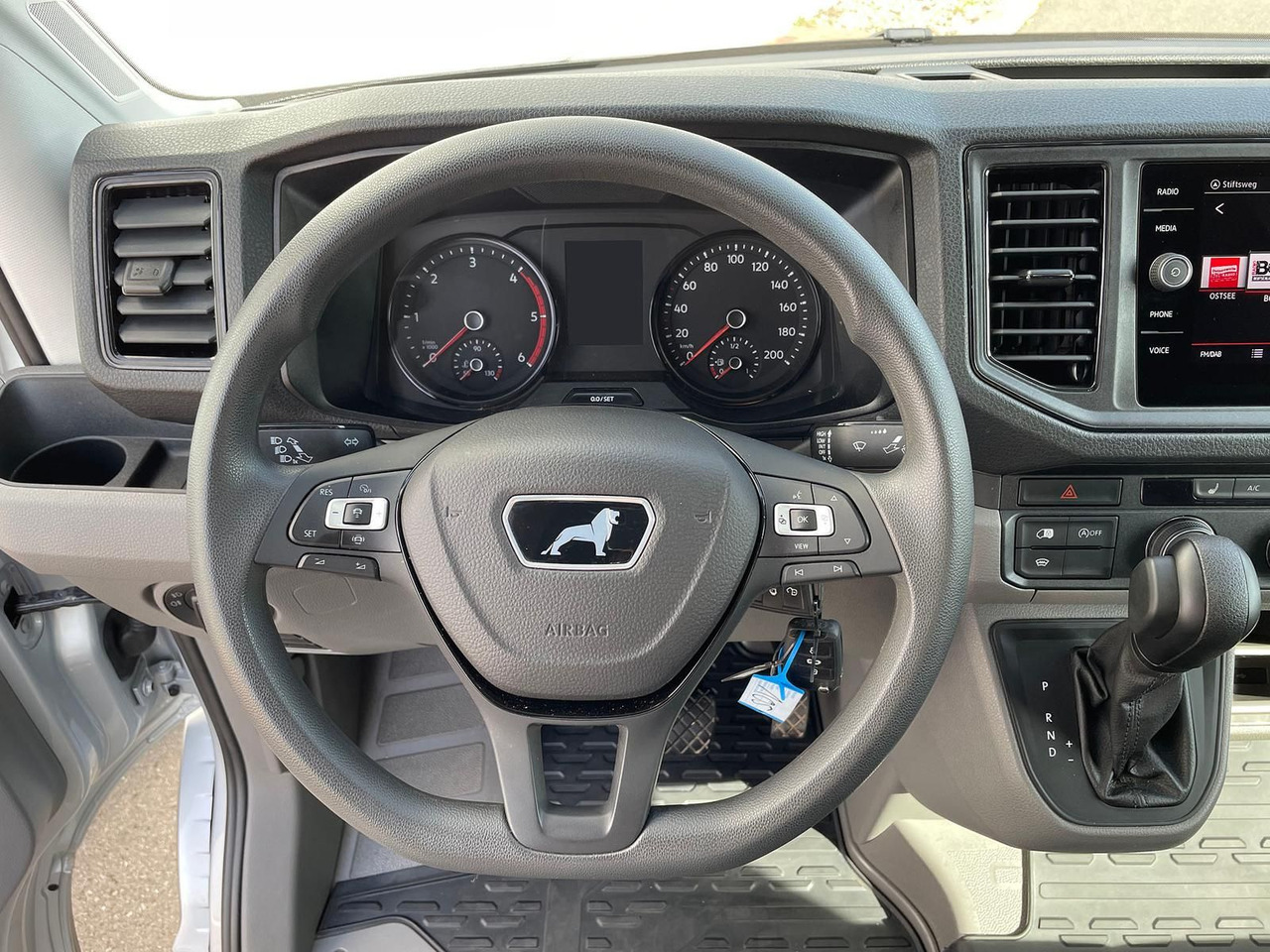 Furgão, Carrinha cabine dupla MAN TGE 3.180 L4H3 MIXTO 4x4 Autom LED ACC AHK: foto 12