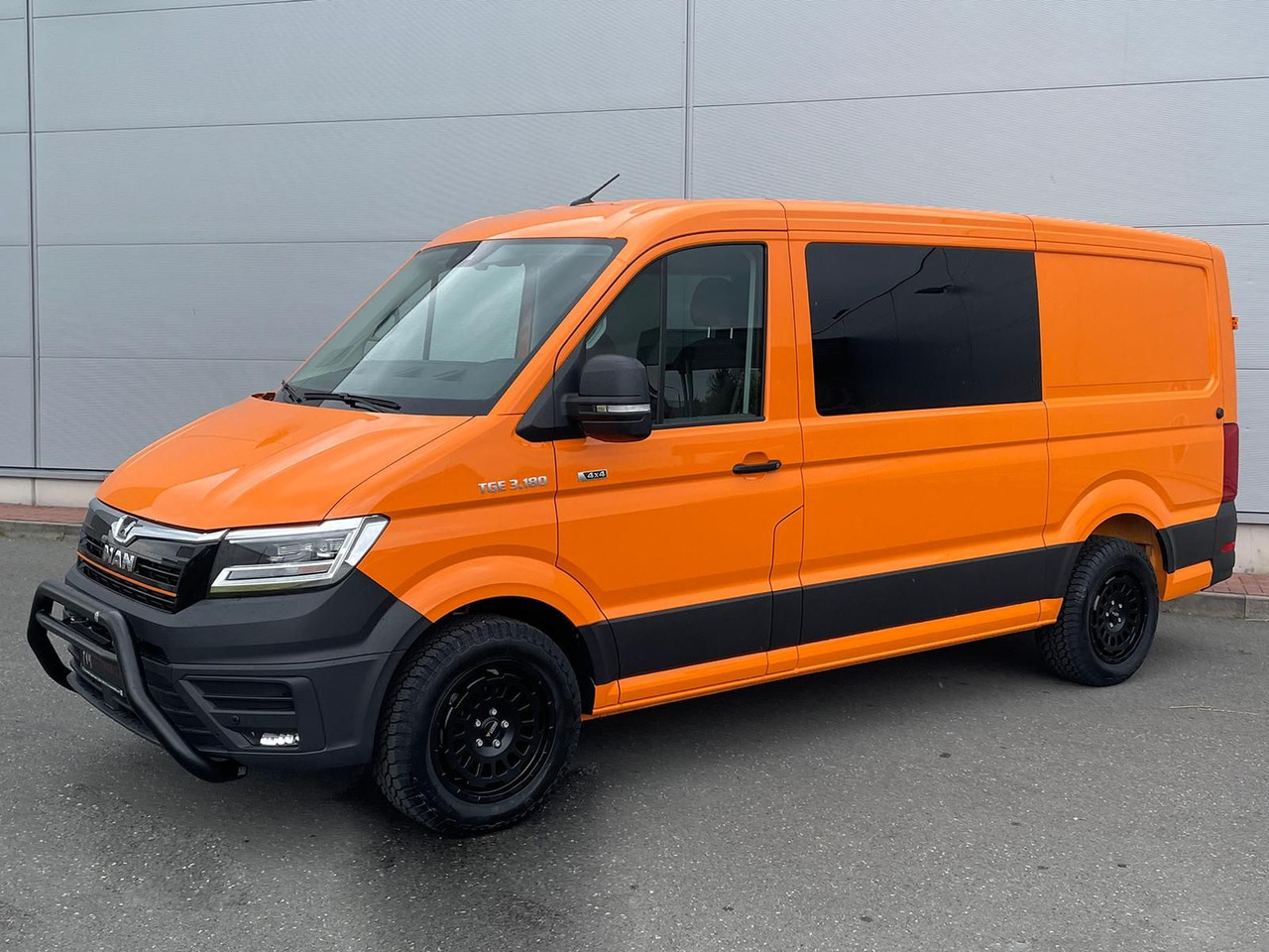 MAN TGE 3.180 MIXTO L3H2 4x4 AUTOM ACC NAV SITZHZ - Automóvel: foto 1 MAN TGE 3.180 MIXTO L3H2 4x4 AUTOM ACC NAV SITZHZ - Automóvel: foto 1