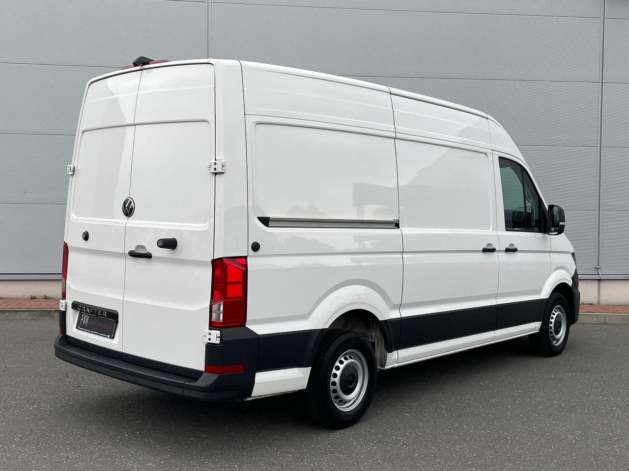 Volkswagen Crafter Kasten 35 L3H3 KAMERA SITZHZ DAB - Furgão de passageiros: foto 5 Volkswagen Crafter Kasten 35 L3H3 KAMERA SITZHZ DAB - Furgão de passageiros: foto 5