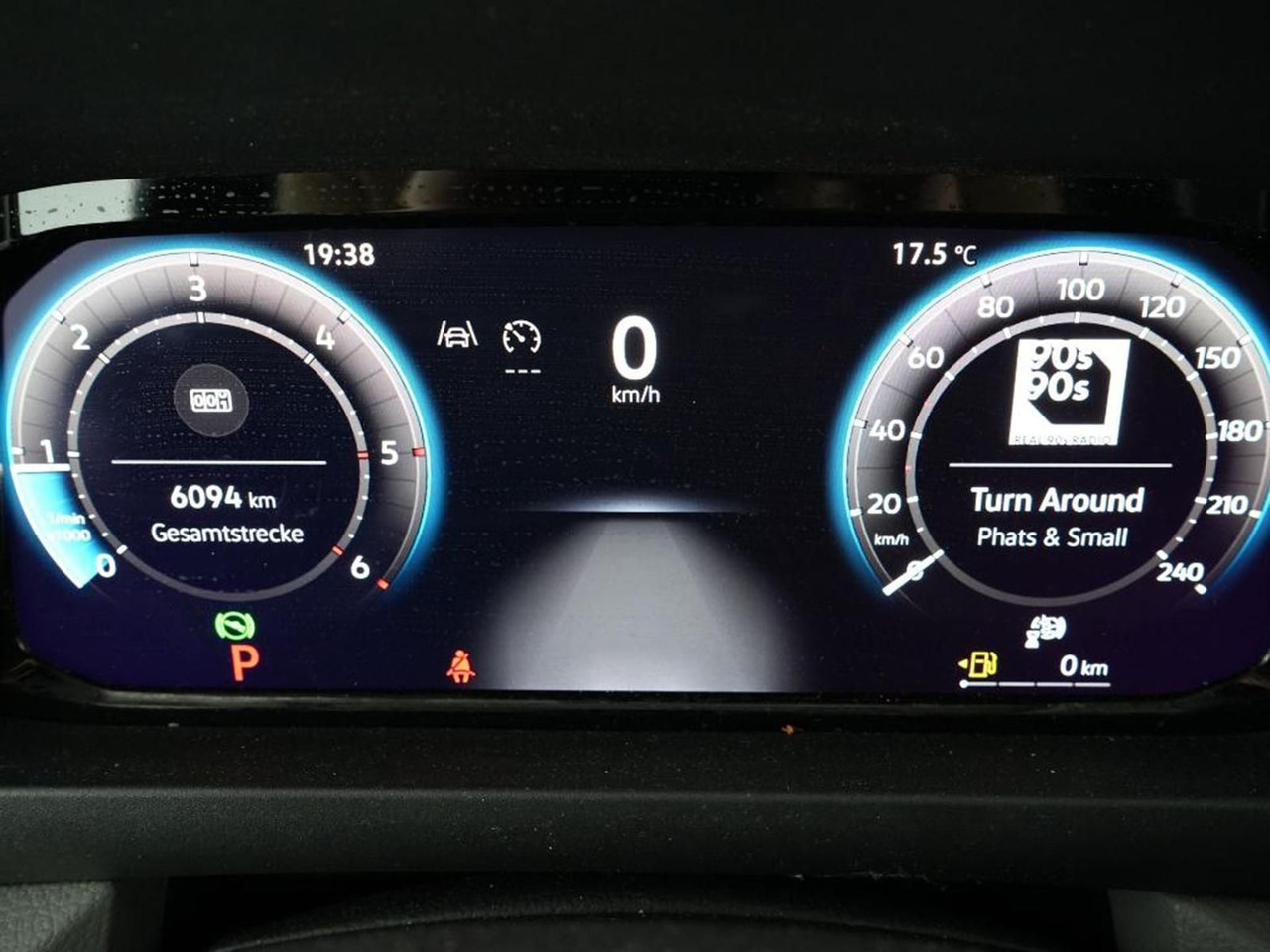 Volkswagen Crafter Kasten 35 L3H3 NAVI KLIMA DAB PDC - Furgão: foto 5 Volkswagen Crafter Kasten 35 L3H3 NAVI KLIMA DAB PDC - Furgão: foto 5