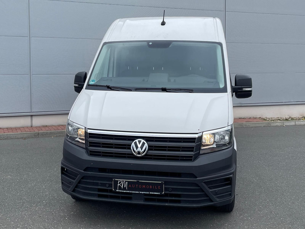 Volkswagen Crafter Kasten 35 L4H3 AHK KLIMA DAB PDC KAMERA - Furgão de passageiros: foto 4 Volkswagen Crafter Kasten 35 L4H3 AHK KLIMA DAB PDC KAMERA - Furgão de passageiros: foto 4