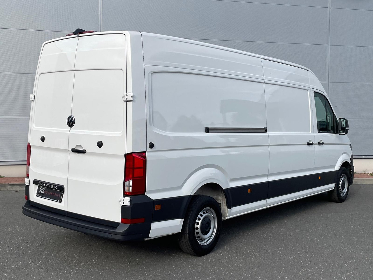 Furgão Volkswagen Crafter Kasten 35 L4H3 KAMERA KLIMA DAB: foto 7 Furgão Volkswagen Crafter Kasten 35 L4H3 KAMERA KLIMA DAB: foto 7