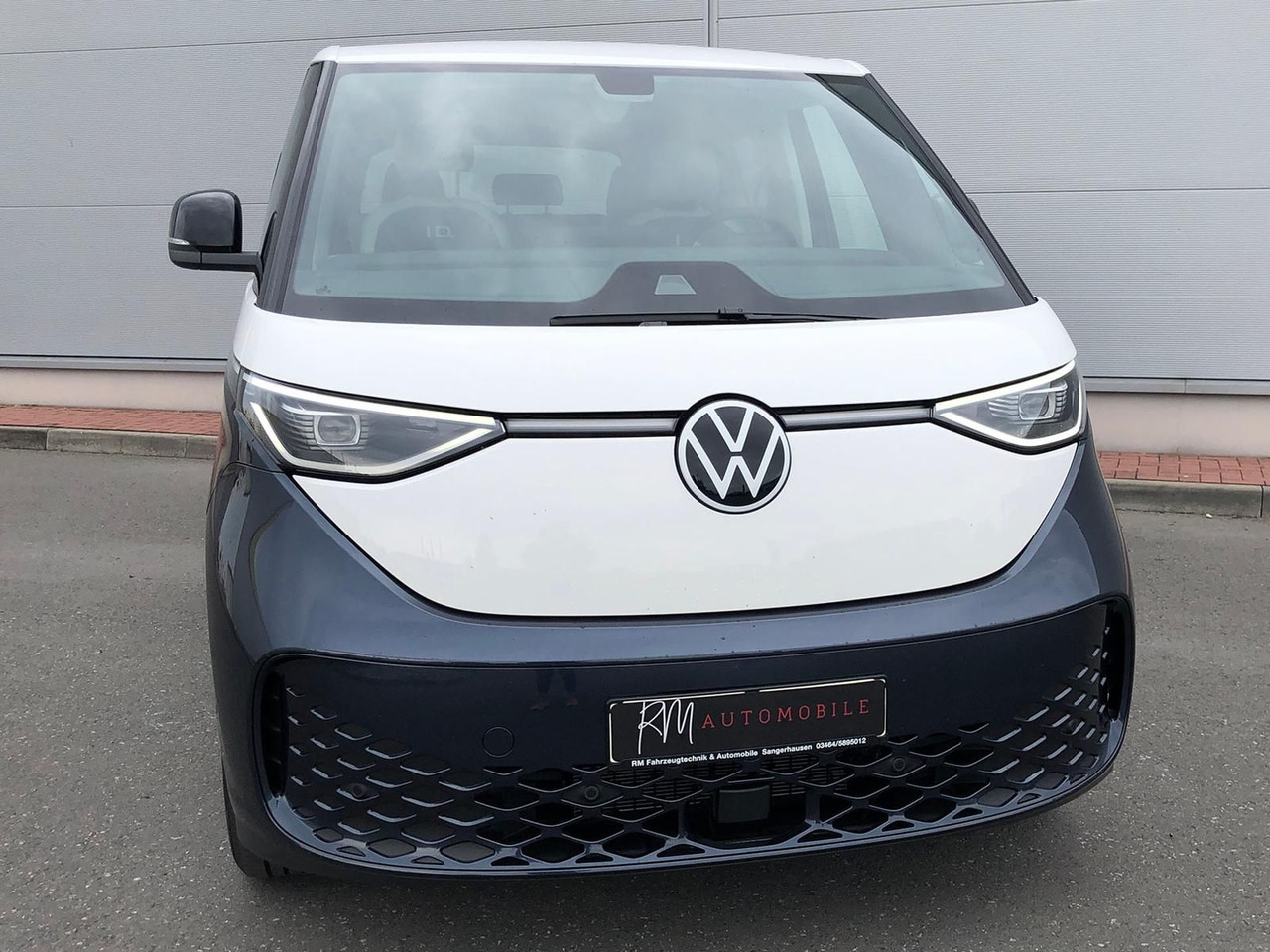 Volkswagen ID. Buzz 150 kW Pro AHK ACC MATRIX LED KEYLESS - Furgão de passageiros, Carrinha elétrica: foto 3 Volkswagen ID. Buzz 150 kW Pro AHK ACC MATRIX LED KEYLESS - Furgão de passageiros, Carrinha elétrica: foto 3