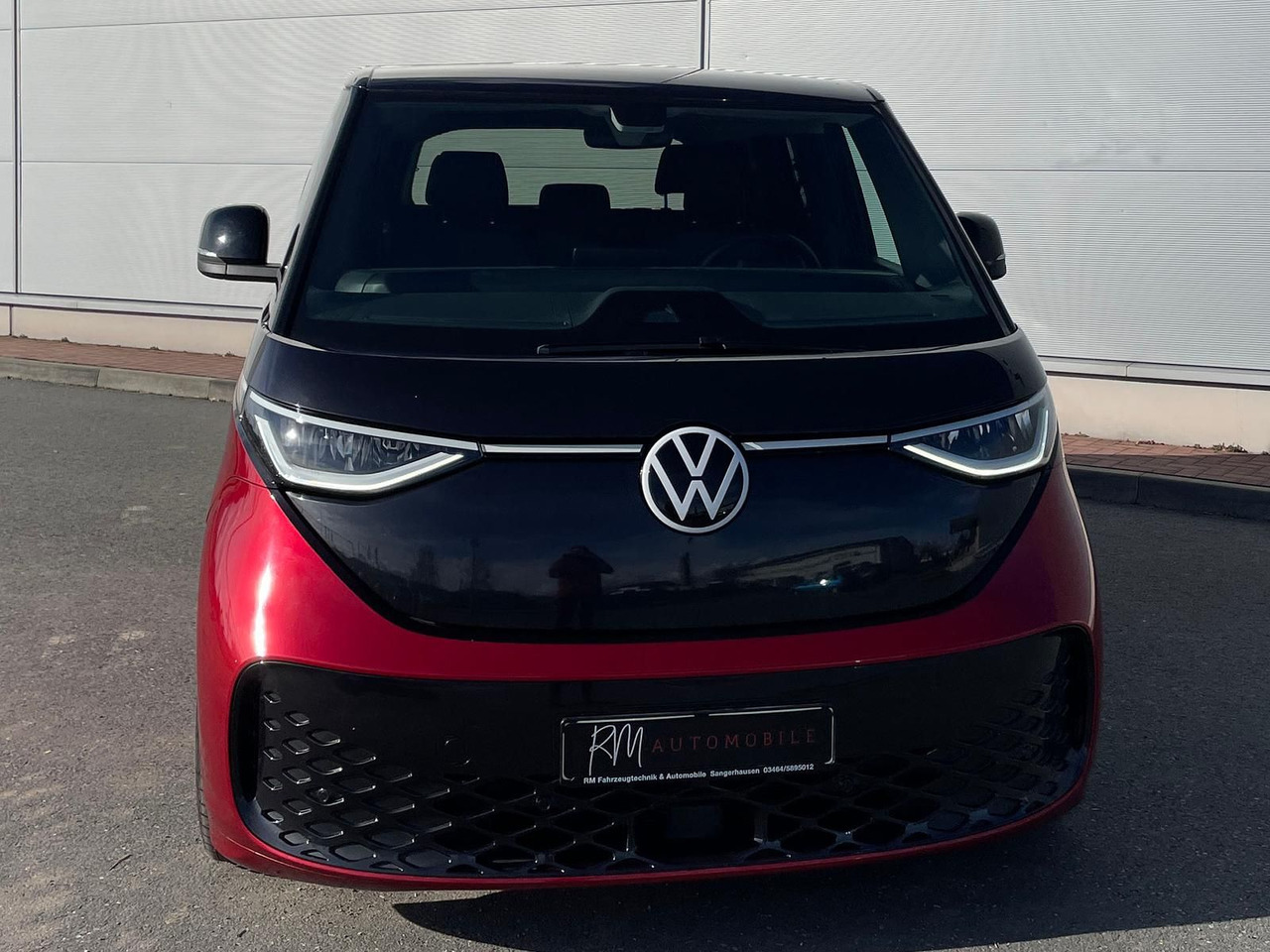 Volkswagen ID.Buzz KW Fahrwerk LM Felgen KLIMA PDC ACC DAB - Furgão de passageiros, Carrinha elétrica: foto 4 Volkswagen ID.Buzz KW Fahrwerk LM Felgen KLIMA PDC ACC DAB - Furgão de passageiros, Carrinha elétrica: foto 4