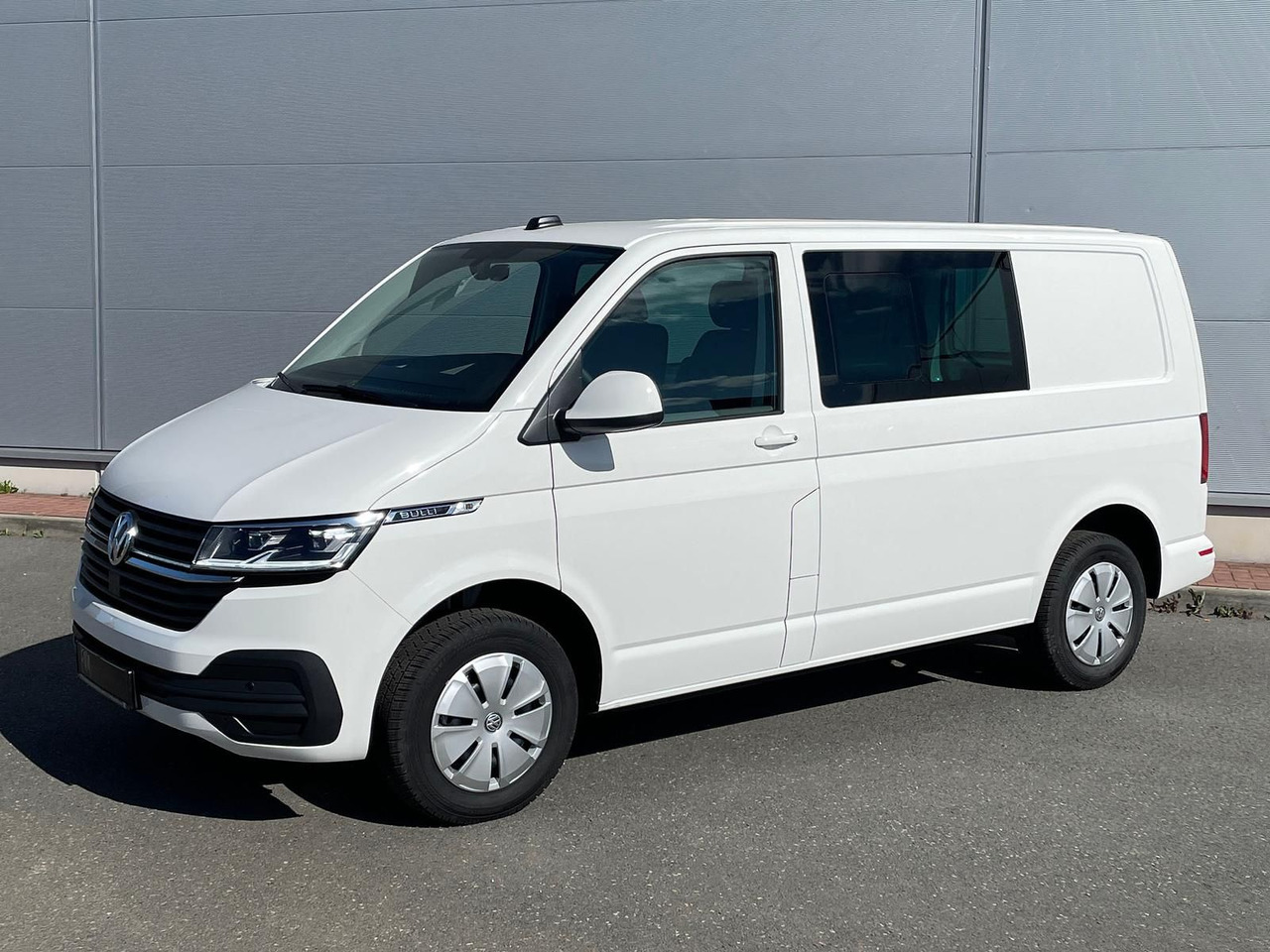 Volkswagen T6.1 Transporter Kasten 4M ACC PDC KAMERA STANDH - Furgão: foto 1 Volkswagen T6.1 Transporter Kasten 4M ACC PDC KAMERA STANDH - Furgão: foto 1