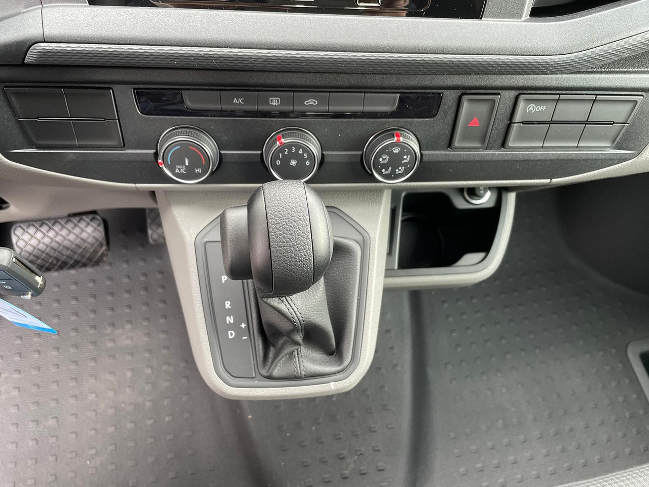 Furgão nuevo Volkswagen T6.1 Transporter Kasten lang 4M MFL LED TEMPOMAT: foto 17