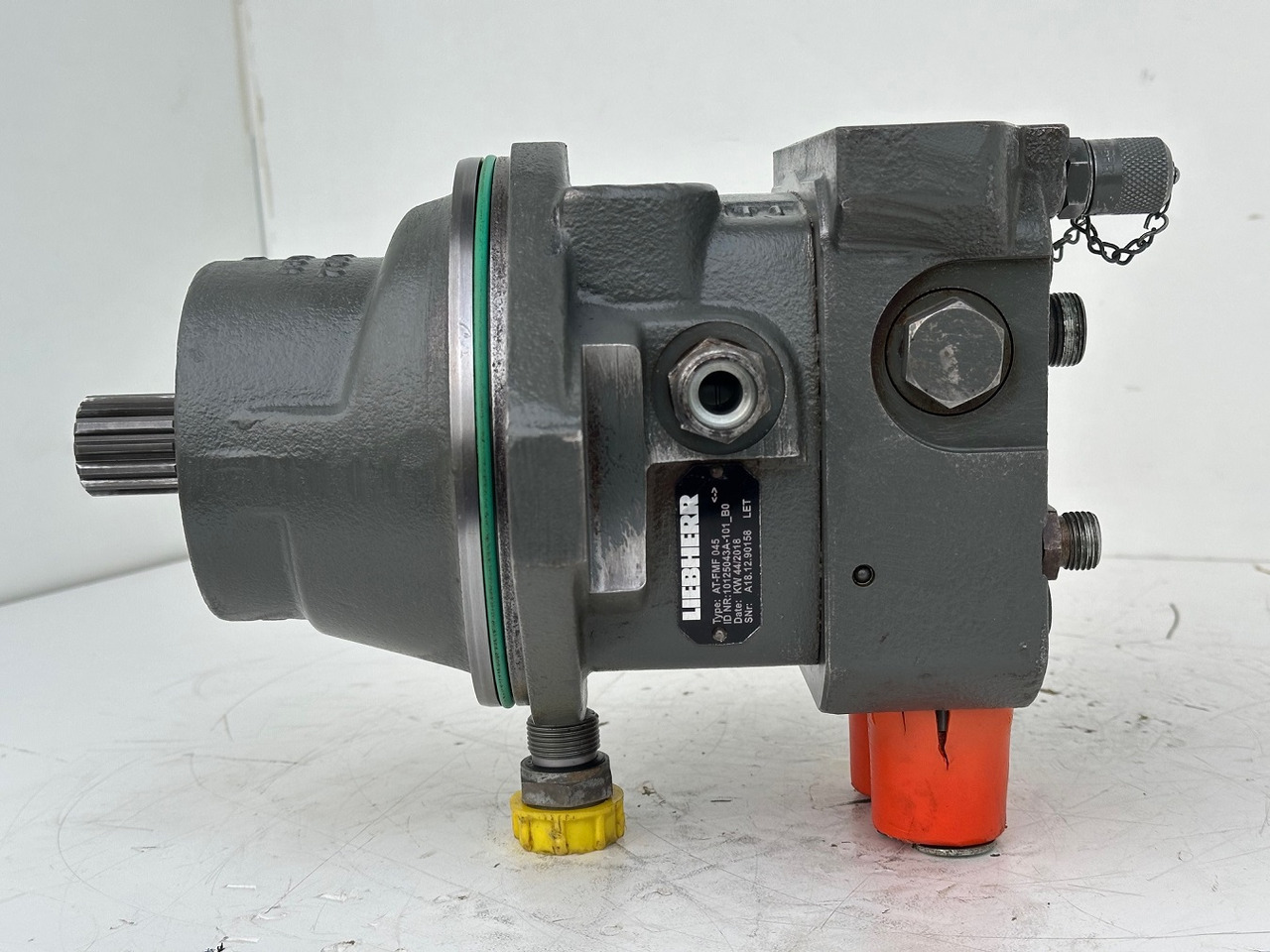 LIEBHERR Original Hydraulikeinbaumotor AT-FMF045. ID-Nr.9075181 – ID-Nr.10125043A. A309, A311, A312, A314, A316, A900, A904, A918, R313, R317, R900, R904. #A18.12.90158# - Motor hidráulico de Escavadeira: foto 5 LIEBHERR Original Hydraulikeinbaumotor AT-FMF045. ID-Nr.9075181 – ID-Nr.10125043A. A309, A311, A312, A314, A316, A900, A904, A918, R313, R317, R900, R904. #A18.12.90158# - Motor hidráulico de Escavadeira: foto 5