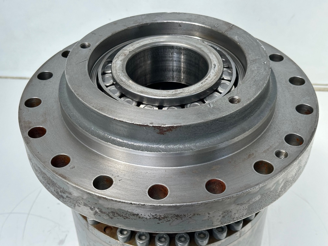 Motor de giro de Escavadeira Liebherr Abtriebswellengehäuse ID-Nr.90015650 - Innenrad ID-Nr.90015651 inkl. beiden Kegelrollenlager ID-Nr.761008503 - ID-Nr.10195527.  SAT225/268 - SAT250/278 - SAT250/283.   #11501.31885#: foto 14