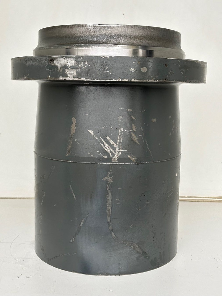Liebherr Abtriebswellengehäuse inkl. Innenrad ID-Nr.90006015 - ID-Nr.90005980 mit Kegelrollenlager ID-Nr.746231701. SAT325/274. R946, R950, RZG390 SME. #90006015.04.11# - Motor de giro de Escavadora de rastos: foto 4 Liebherr Abtriebswellengehäuse inkl. Innenrad ID-Nr.90006015 - ID-Nr.90005980 mit Kegelrollenlager ID-Nr.746231701. SAT325/274. R946, R950, RZG390 SME. #90006015.04.11# - Motor de giro de Escavadora de rastos: foto 4