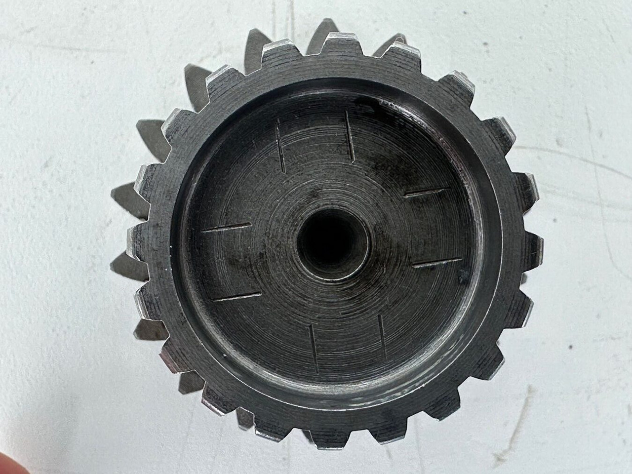 Liebherr - Bonfiglioli Sonnenrad mit ID-Nr.10167165. LTM 1045-3-1-, LTM 1055-1, LTM 1055-3-1-, LTM 1055-3-2-, LTM1070-4-1-, LTM1070-4-2-. #10167165.6088598# - Transmissão de Máquina de construção: foto 5 Liebherr - Bonfiglioli Sonnenrad mit ID-Nr.10167165. LTM 1045-3-1-, LTM 1055-1, LTM 1055-3-1-, LTM 1055-3-2-, LTM1070-4-1-, LTM1070-4-2-. #10167165.6088598# - Transmissão de Máquina de construção: foto 5