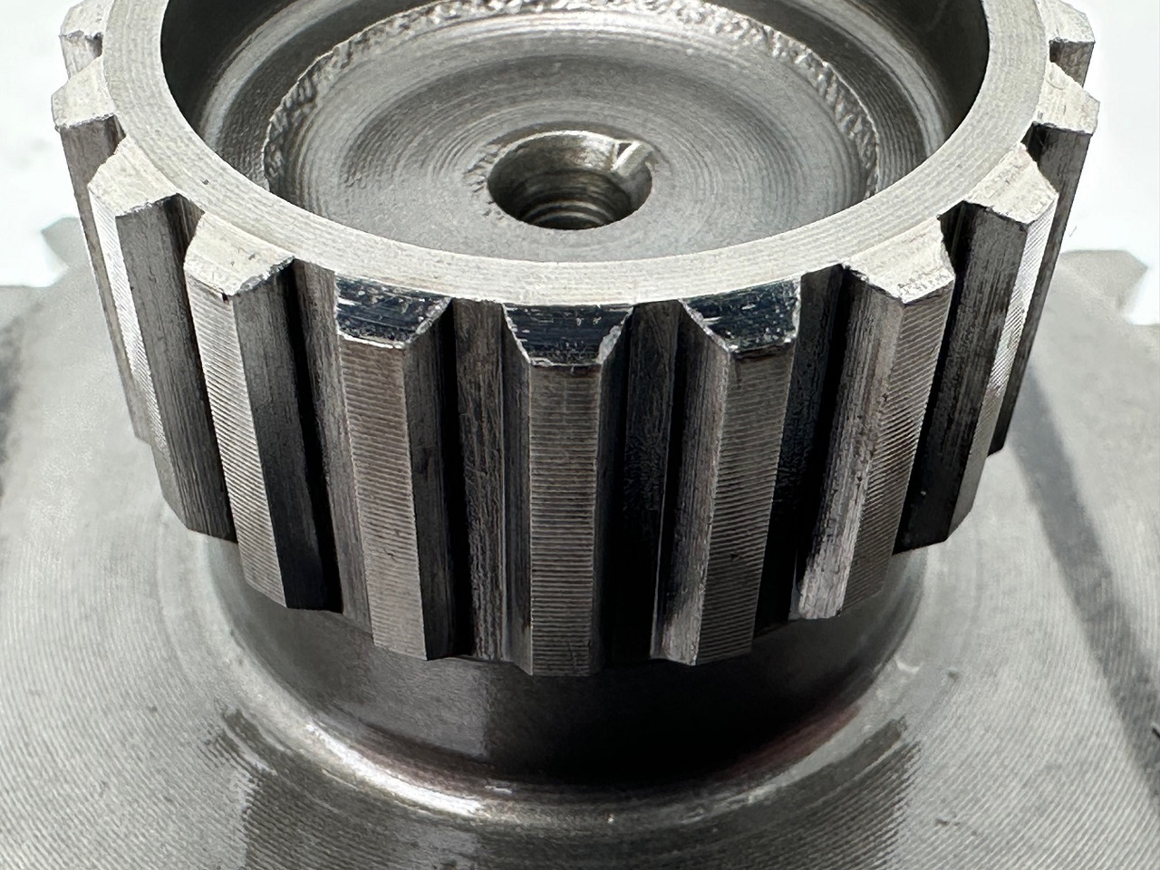 Liebherr - Bonfiglioli Sonnenrad mit ID-Nr.10355344. LTM 1045-3-1-, LTM 1055-1, LTM 1055-3-1-, LTM 1055-3-2-, LTM1070-4-1-, LTM1070-4-2-. #10355344.6088598# - Transmissão de Máquina de construção: foto 5 Liebherr - Bonfiglioli Sonnenrad mit ID-Nr.10355344. LTM 1045-3-1-, LTM 1055-1, LTM 1055-3-1-, LTM 1055-3-2-, LTM1070-4-1-, LTM1070-4-2-. #10355344.6088598# - Transmissão de Máquina de construção: foto 5